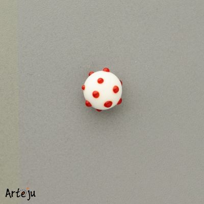 Minitop round in white with dots in red