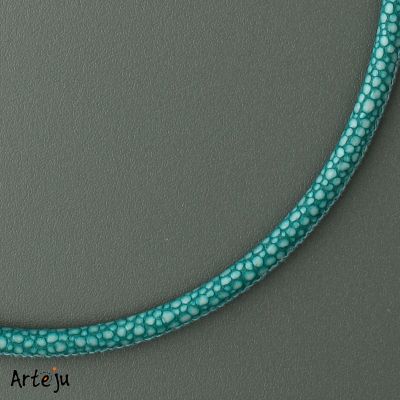 Blue Nappa Leather Necklace with Ray Leather Embossing