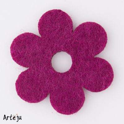 Felt blossom "Amaryllis" in hydrangea