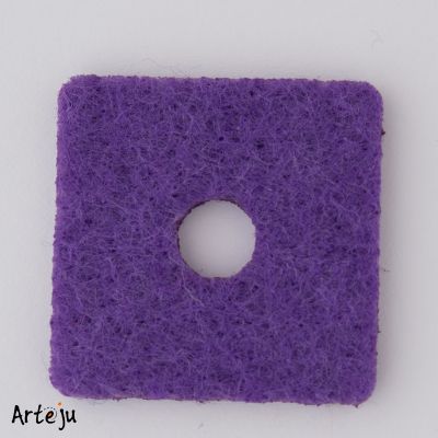 Felt disc "Square" in purple