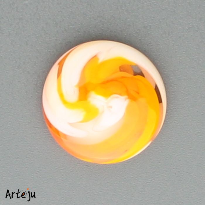 Glas-Cabochon in Gelb, Orange und Weiß in Aquarelltechnik