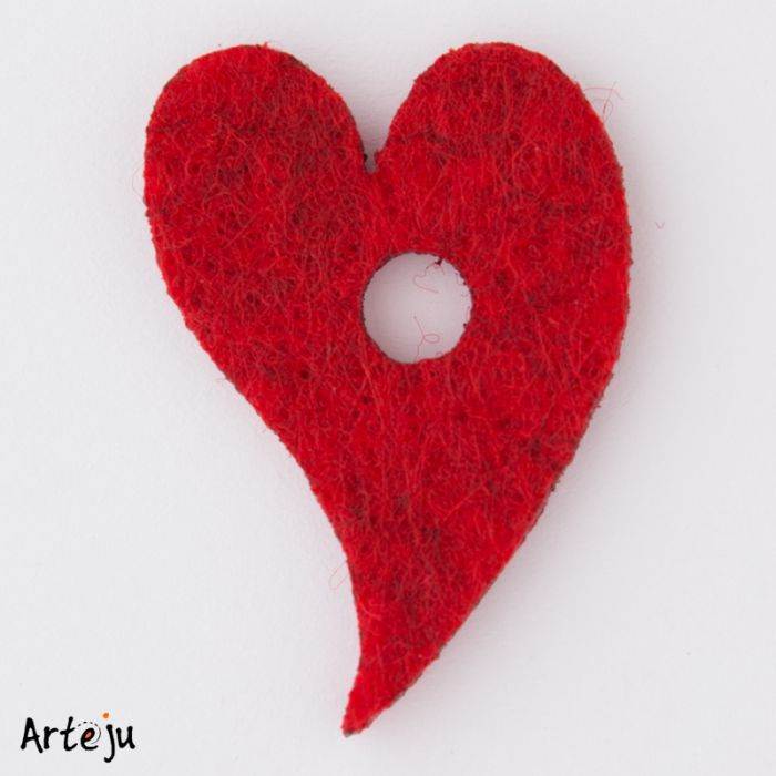 Felt disc "Big curved heart" in red mottled