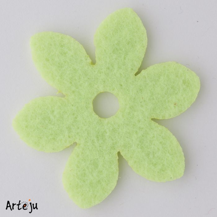 Felt blossom "Big blossom" in pastel green